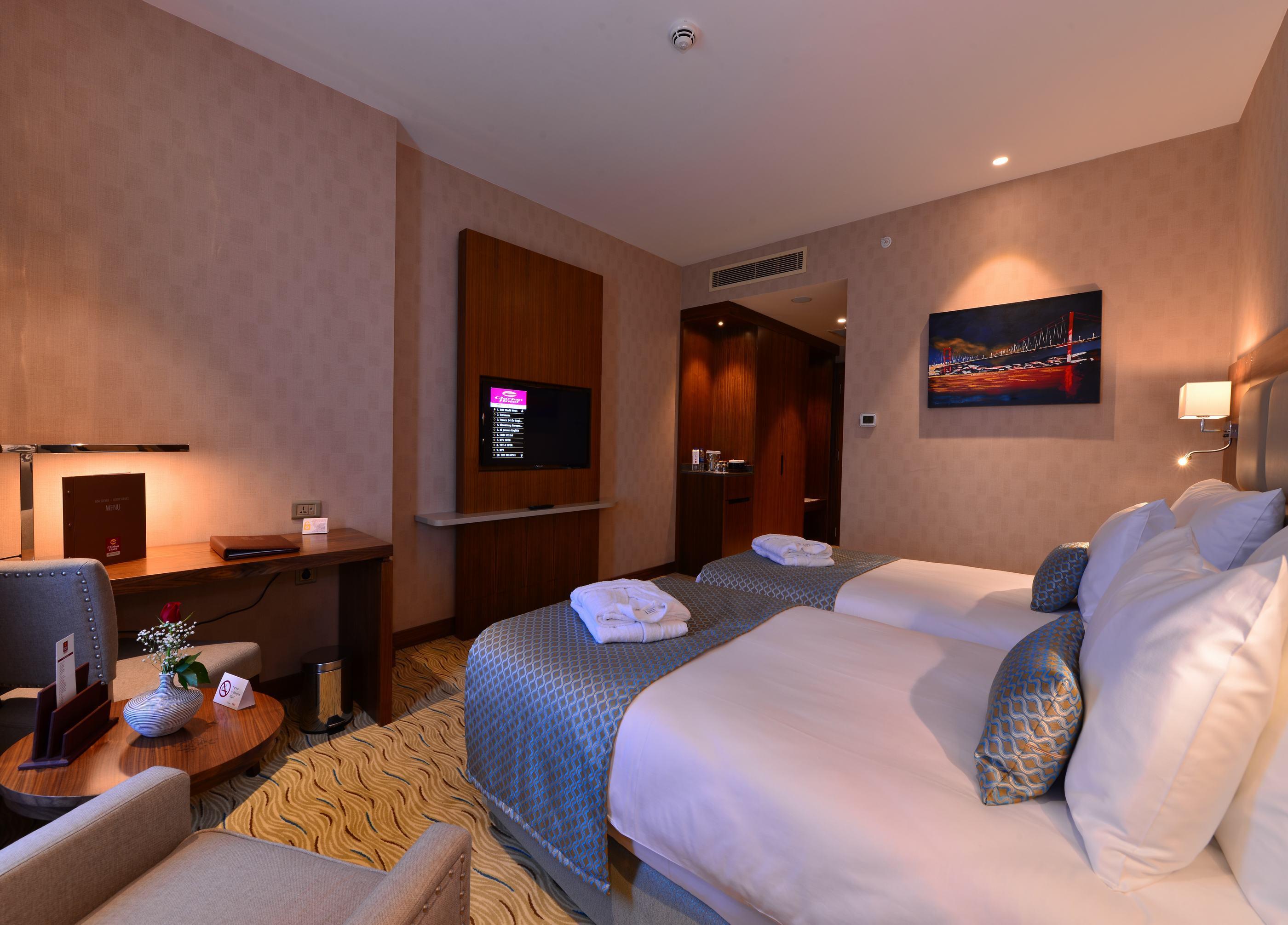 Clarion Hotel Istanbul Mahmutbey מראה חיצוני תמונה