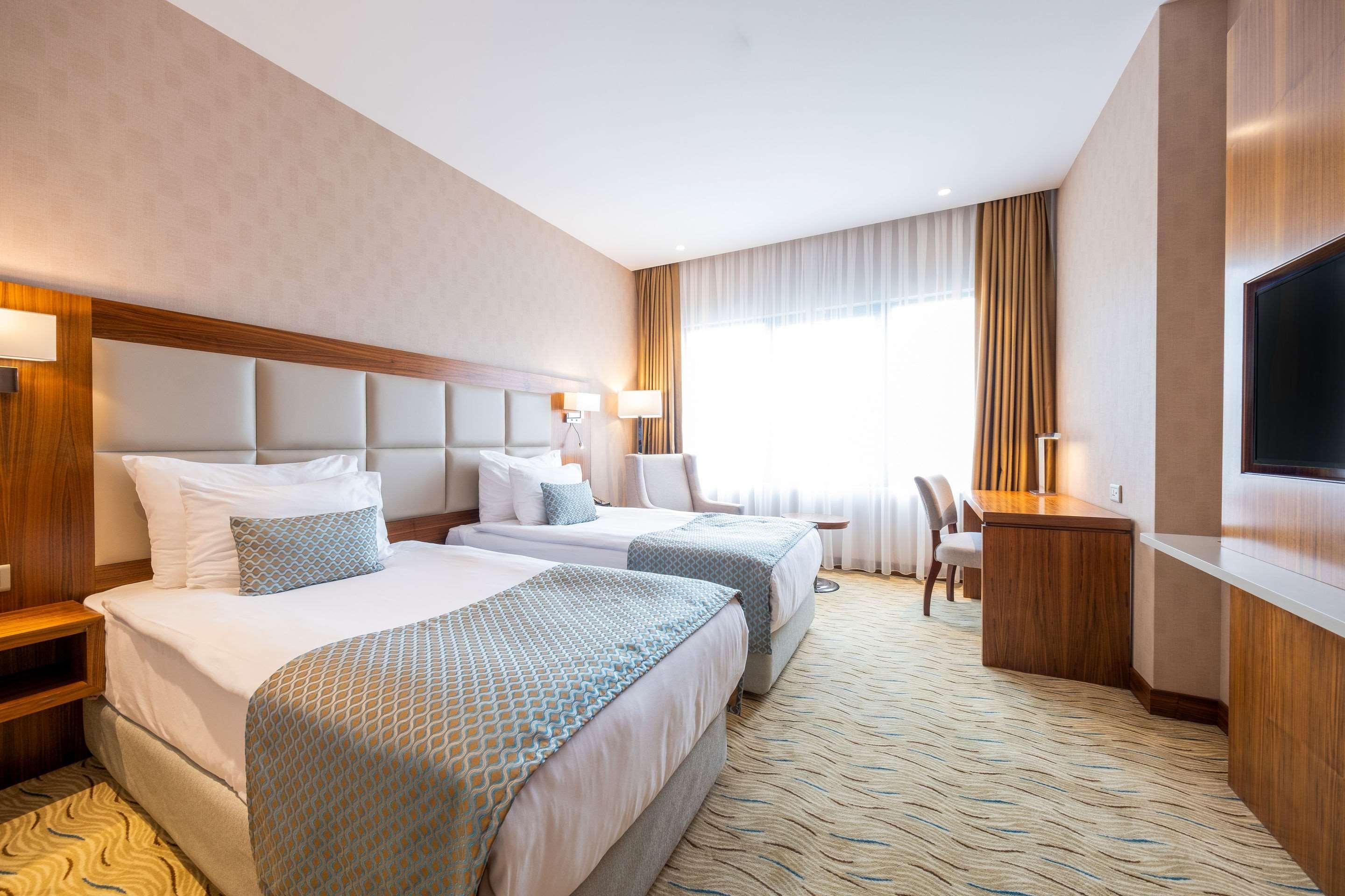 Clarion Hotel Istanbul Mahmutbey מראה חיצוני תמונה