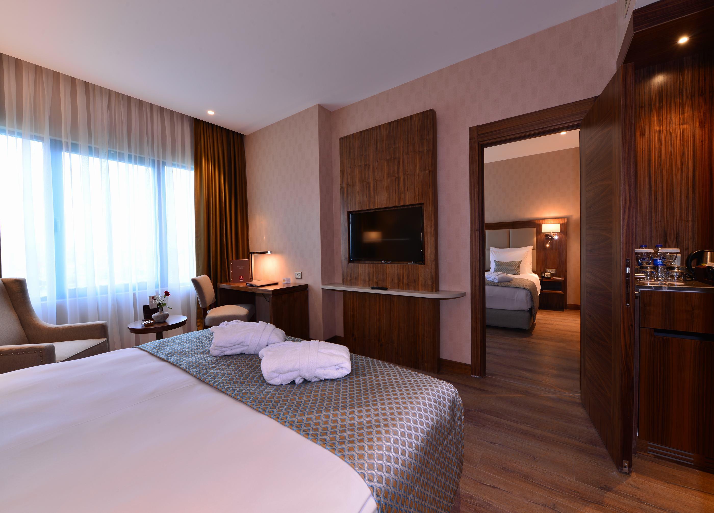 Clarion Hotel Istanbul Mahmutbey מראה חיצוני תמונה