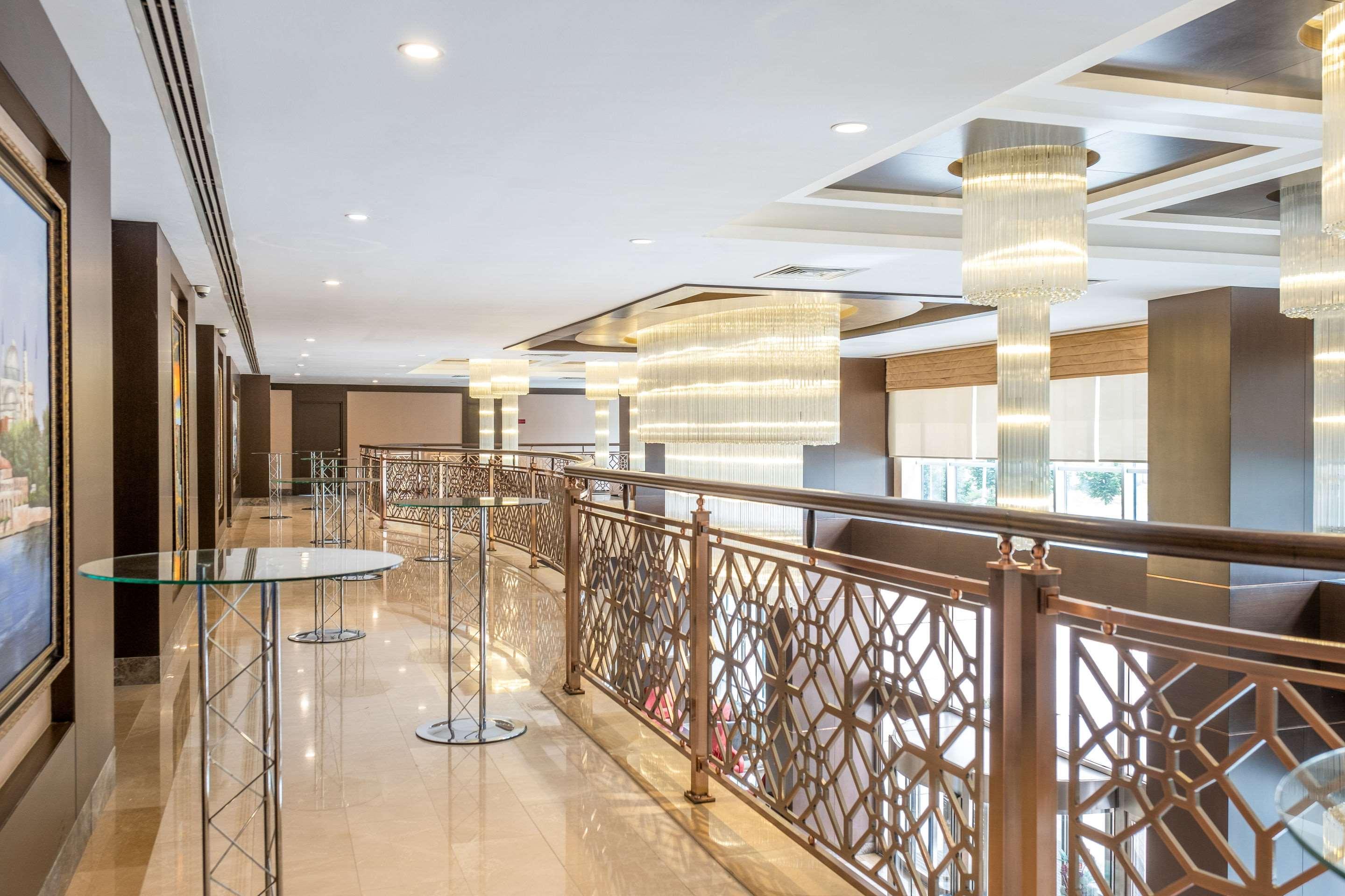 Clarion Hotel Istanbul Mahmutbey מראה חיצוני תמונה