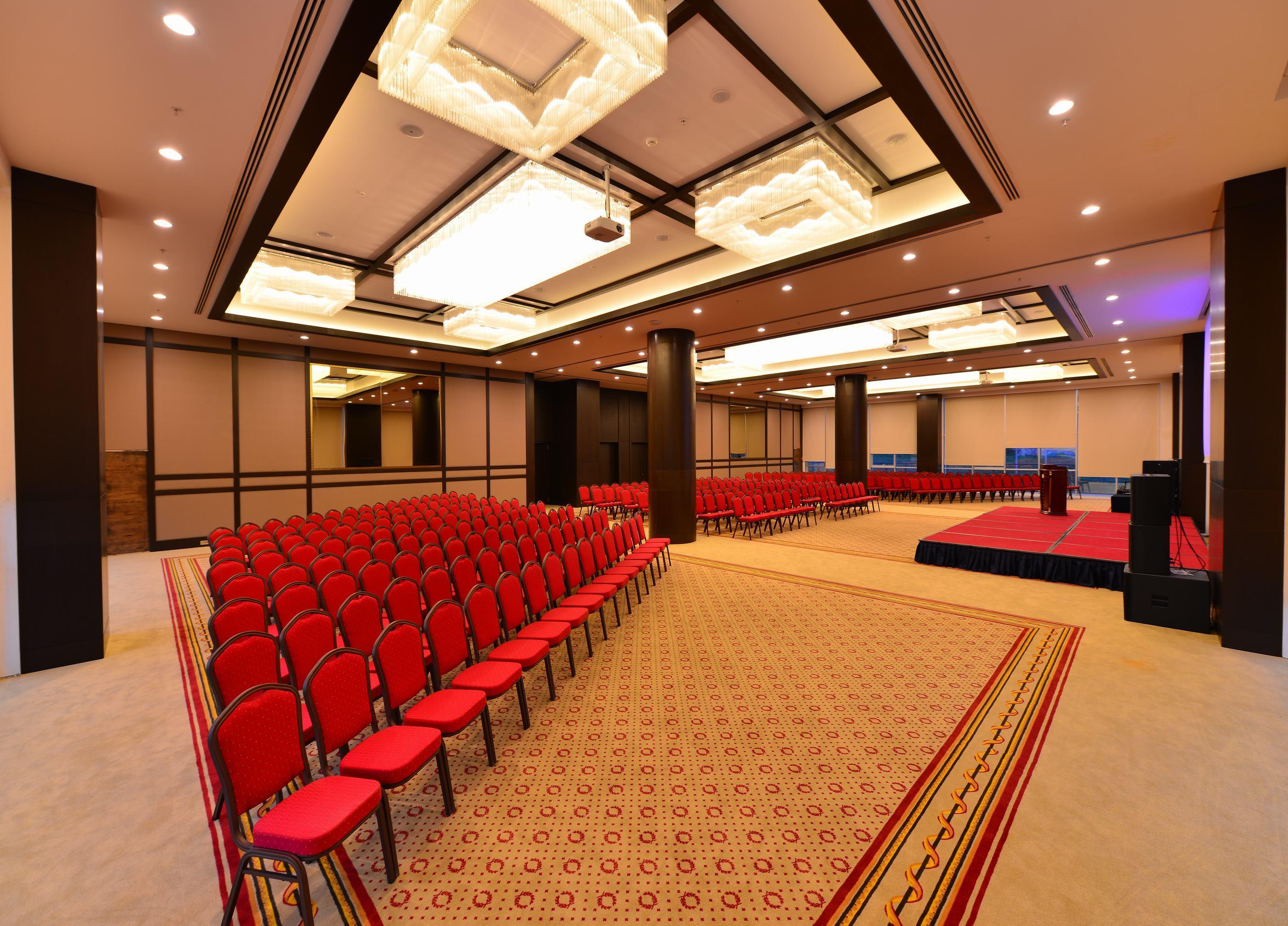 Clarion Hotel Istanbul Mahmutbey מראה חיצוני תמונה