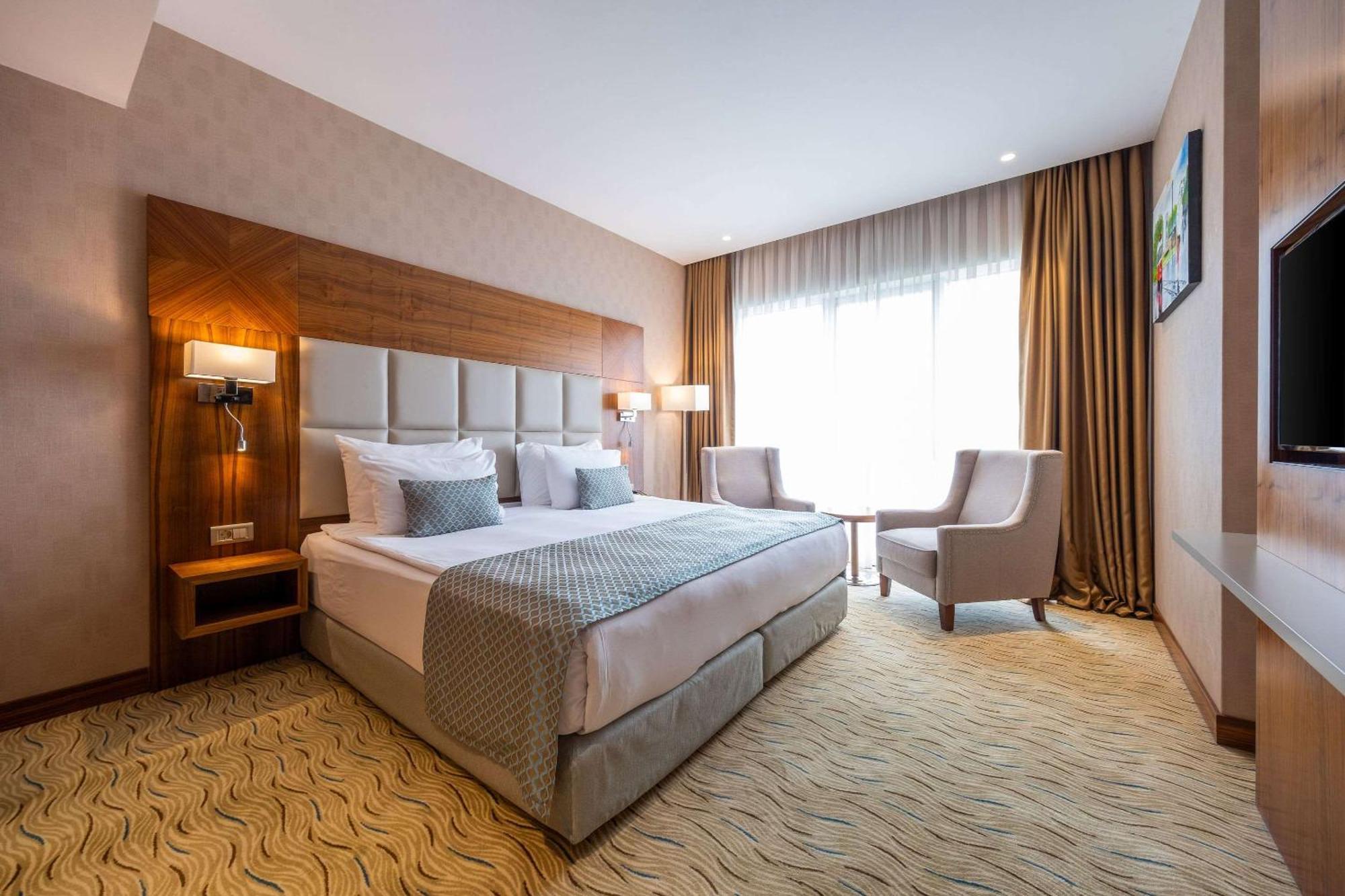 Clarion Hotel Istanbul Mahmutbey מראה חיצוני תמונה